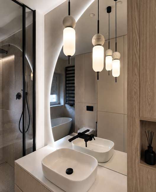 Lustra / lustra LED – realizacja 2