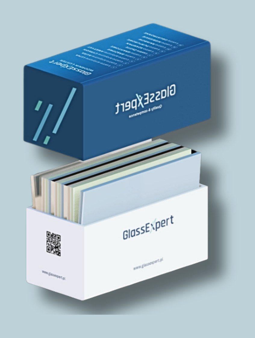 Otwarte pudełko GlassExpert z wzornikiem luster